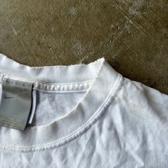 VINTAGE Y2K 2001 NIKE HOOD TO COAST MARATHON T-SHIRT SILVER TAG GRAPHIC MENS M - Picture 6 of 6